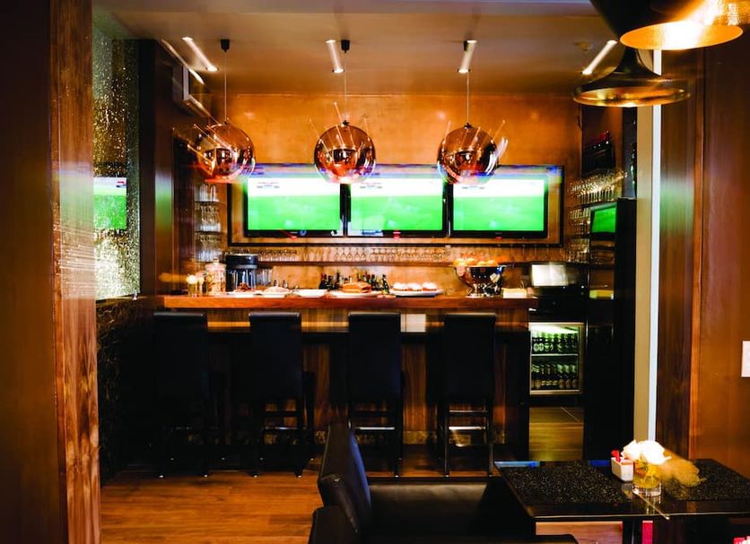 Bar Photo