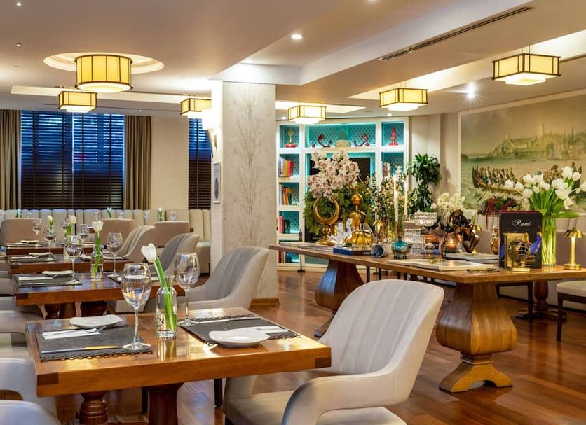 Restaurant Photo