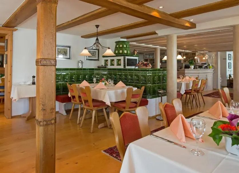 Restaurant Photo