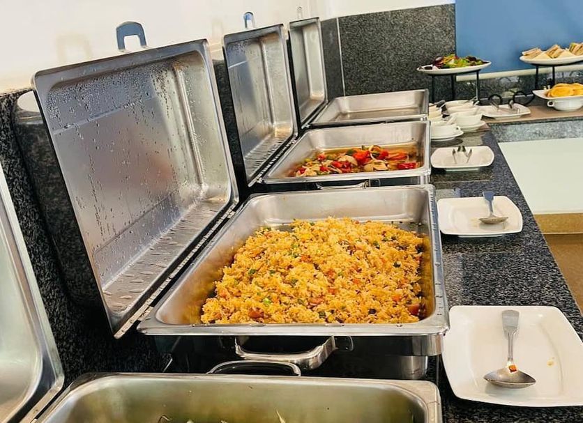 Buffet Photo