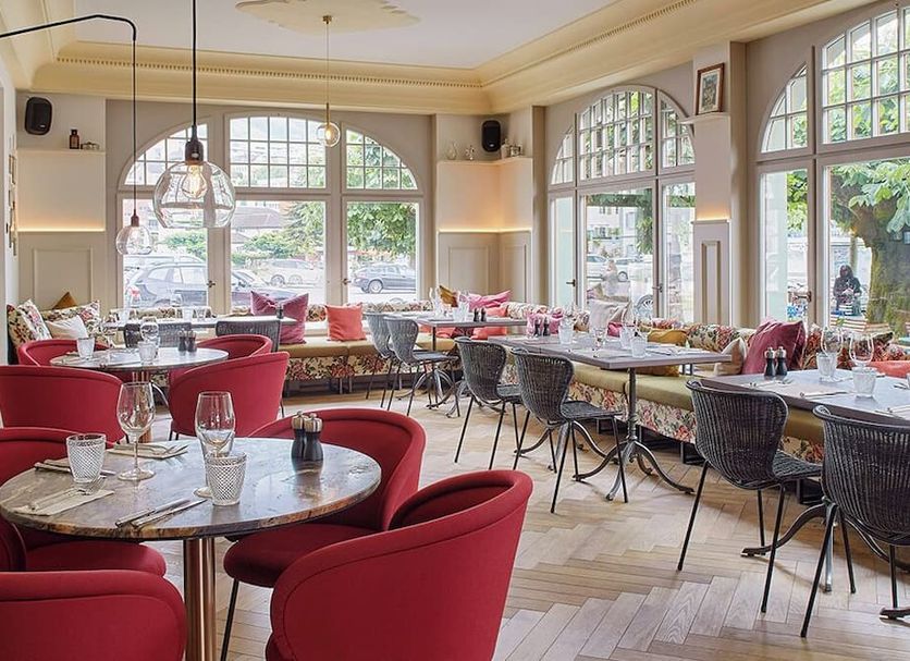Restaurant Photo