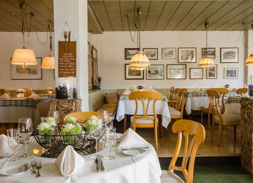 Restaurant Photo