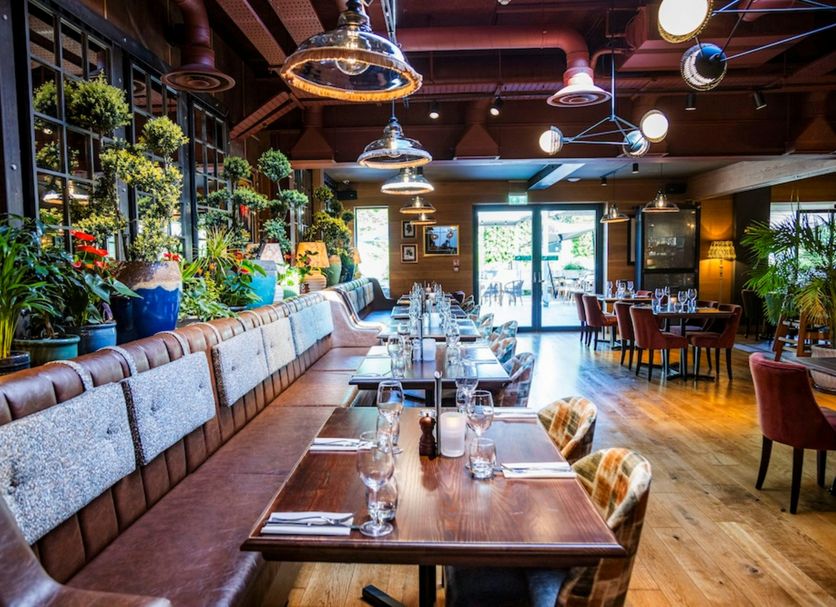 Restaurant Photo