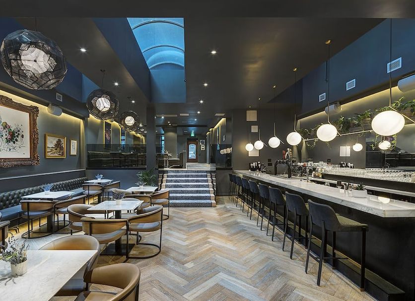 Restaurant Photo