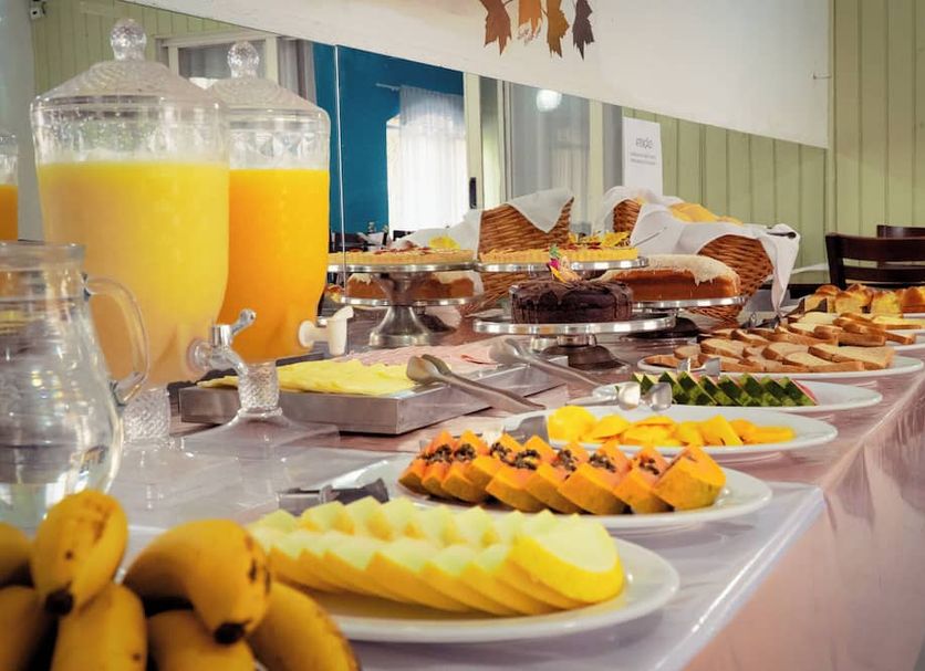 Buffet Photo