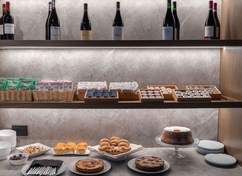 Buffet Photo