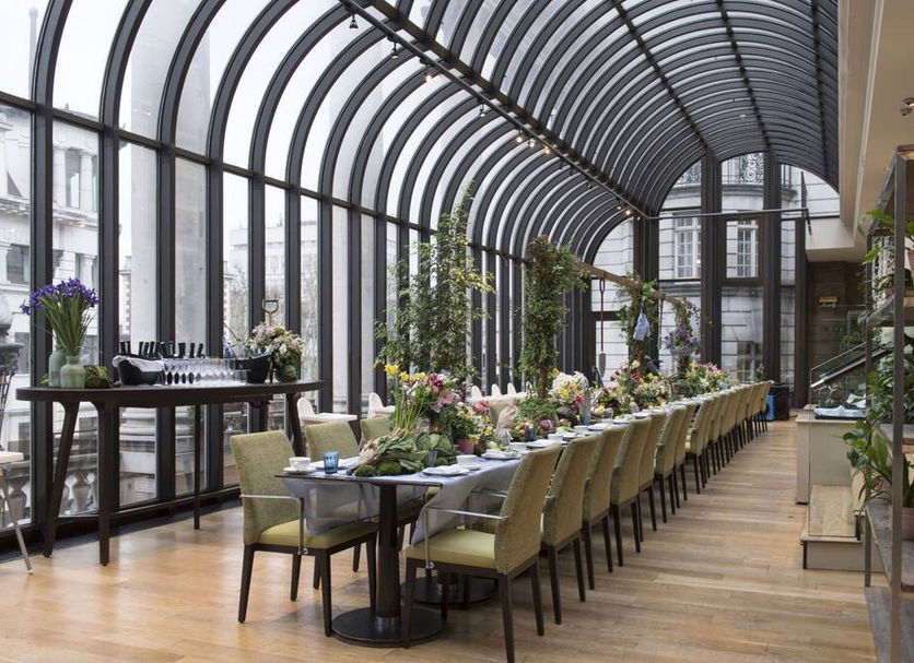 Restaurant Photo