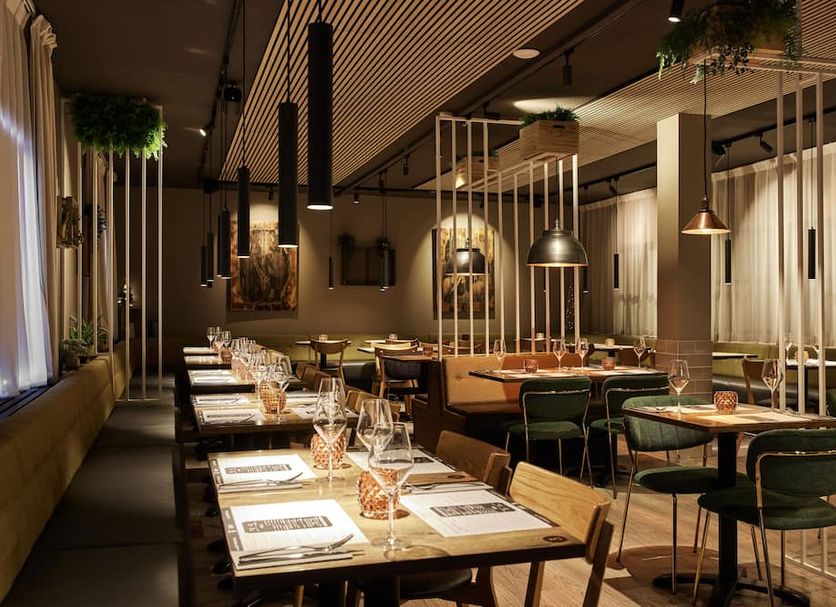 Restaurant Photo