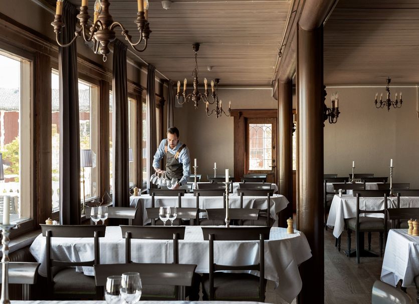 Restaurant Photo
