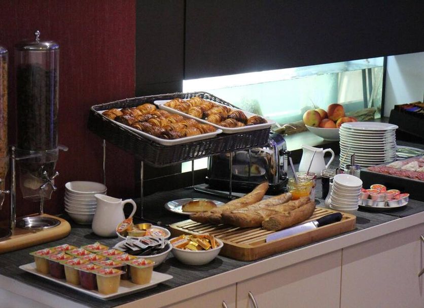 Buffet Photo