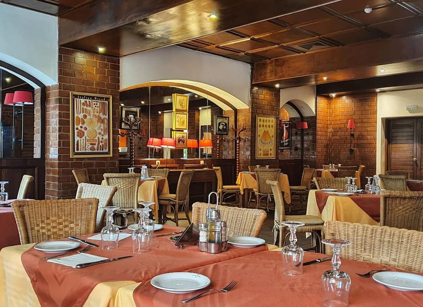 Restaurant Photo