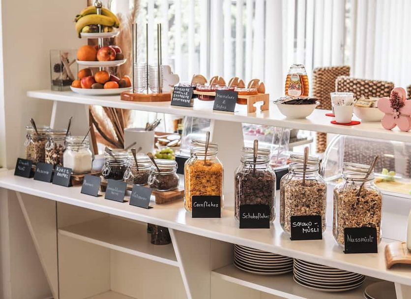 Buffet Photo