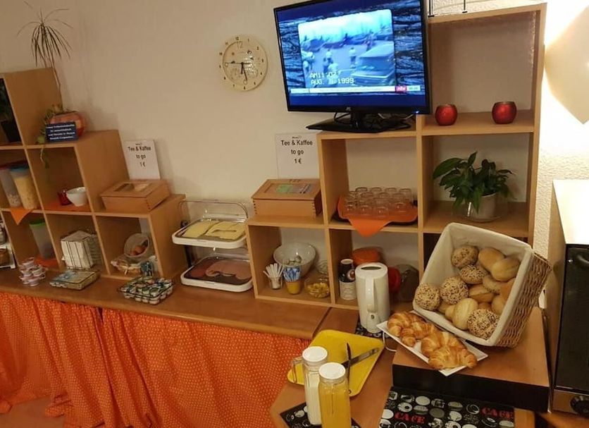 Buffet Photo