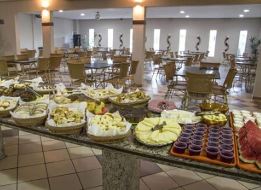Buffet Photo