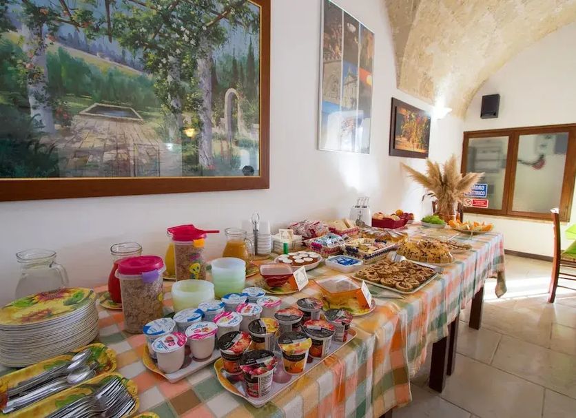 Buffet Photo