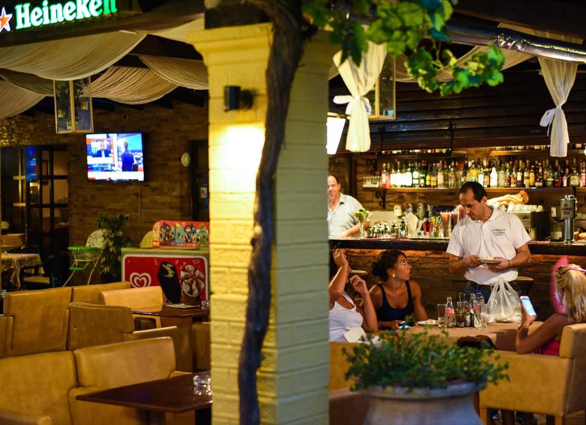 Bar Photo