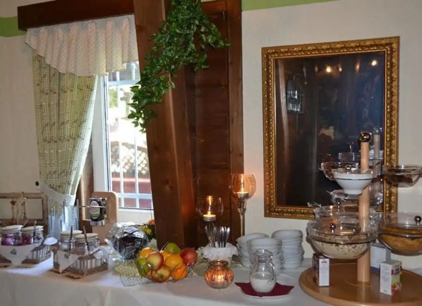 Buffet Photo
