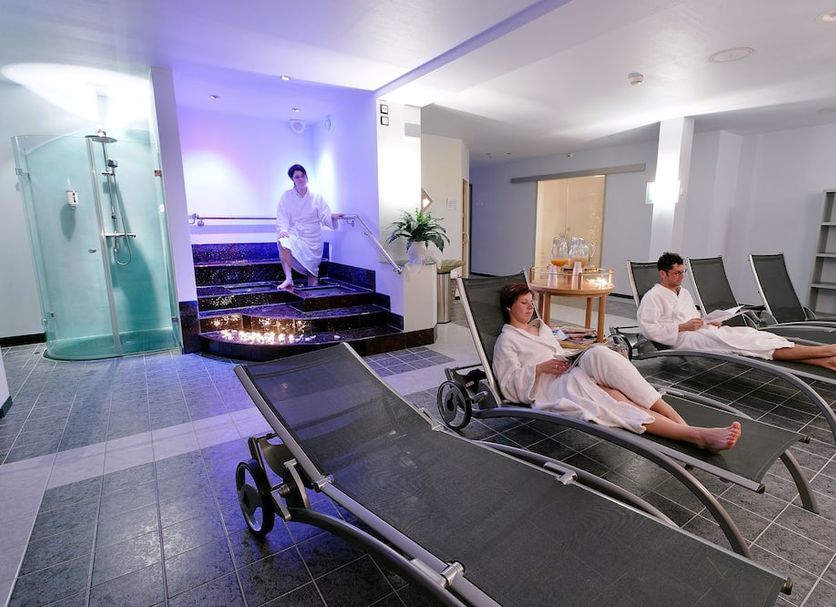 Spa Photo
