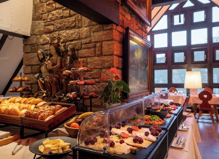 Buffet Photo