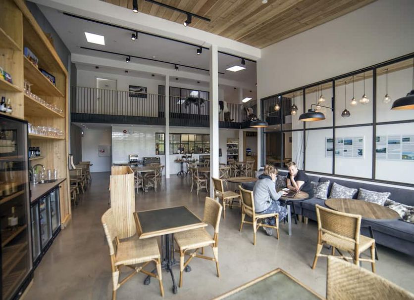 Restaurant Photo