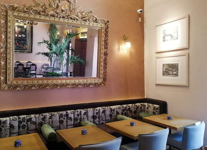 Restaurant Photo
