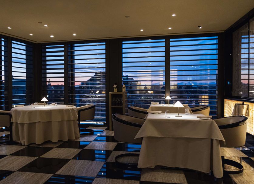 Restaurant Photo
