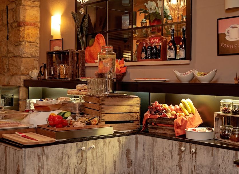 Buffet Photo