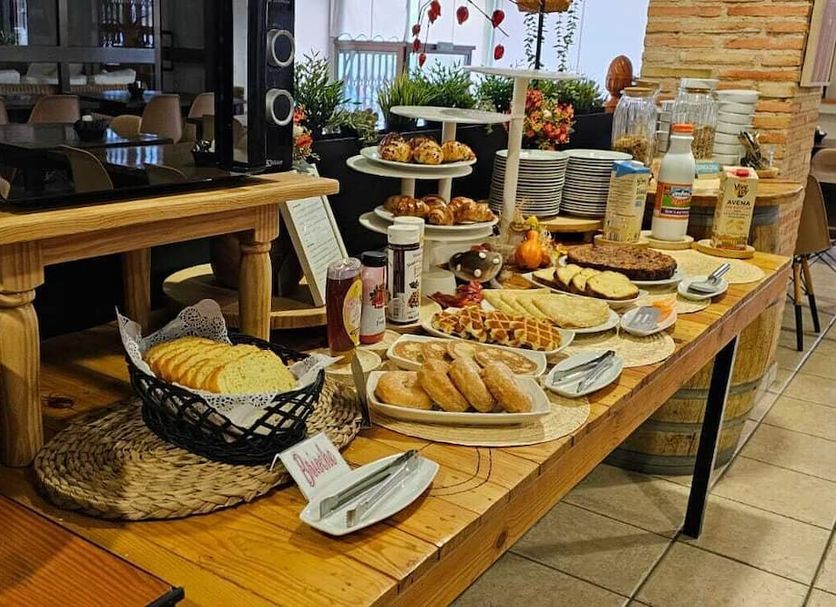 Buffet Photo