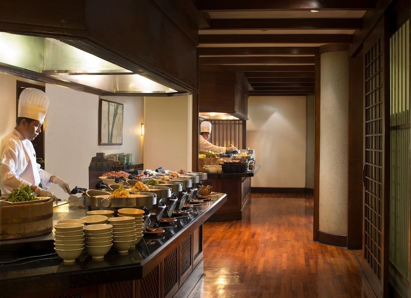 Buffet Photo