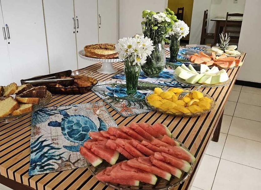 Buffet Photo