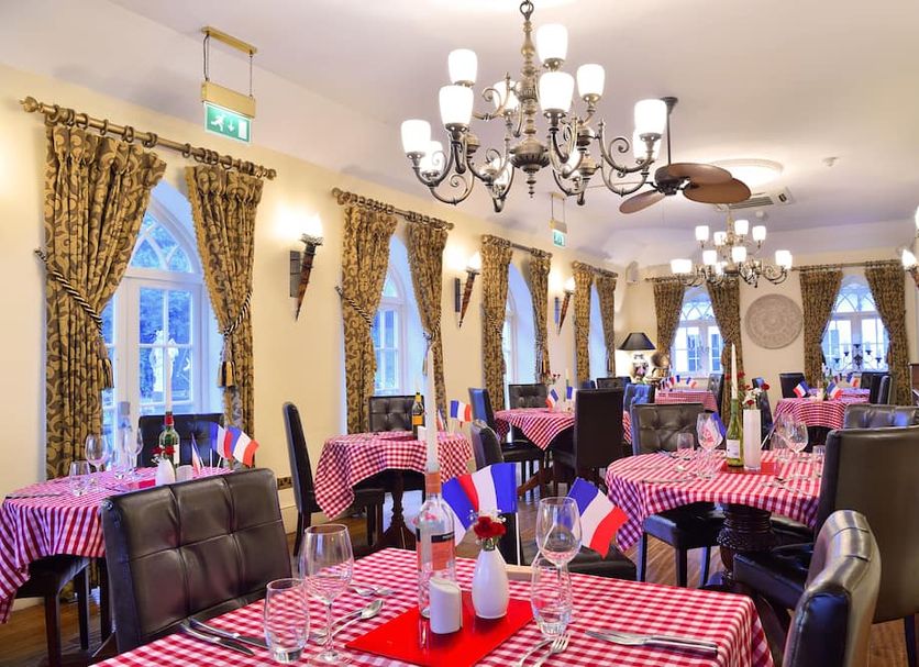 Restaurant Photo