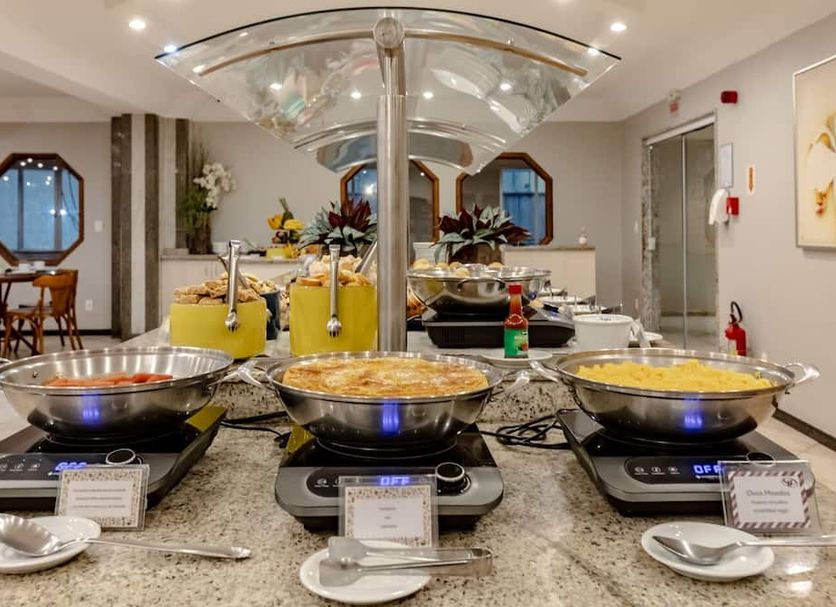 Buffet Photo