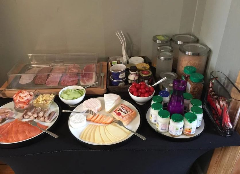 Buffet Photo