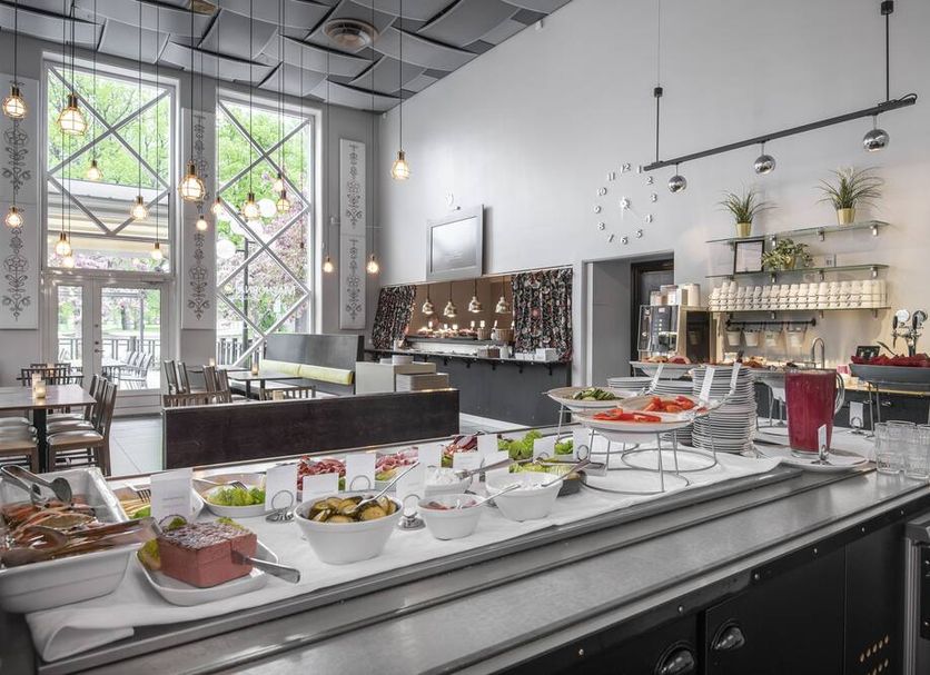 Buffet Photo