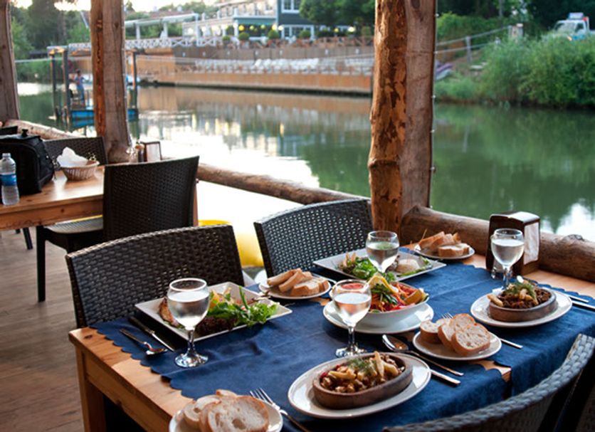Restaurant Photo