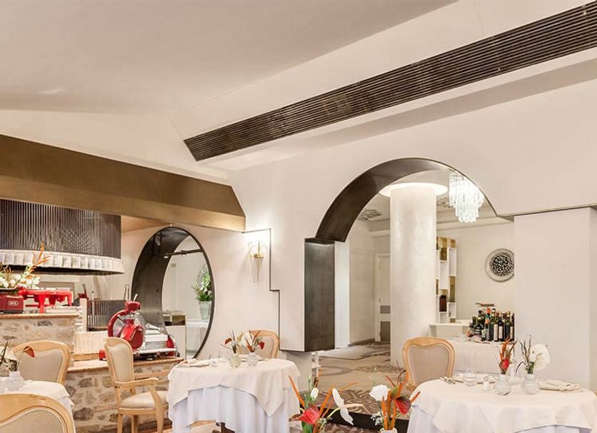 Restaurant Photo